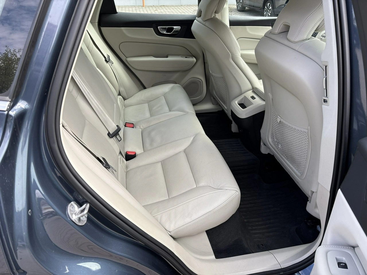 Volvo XC 60 - Zdjęcie 15