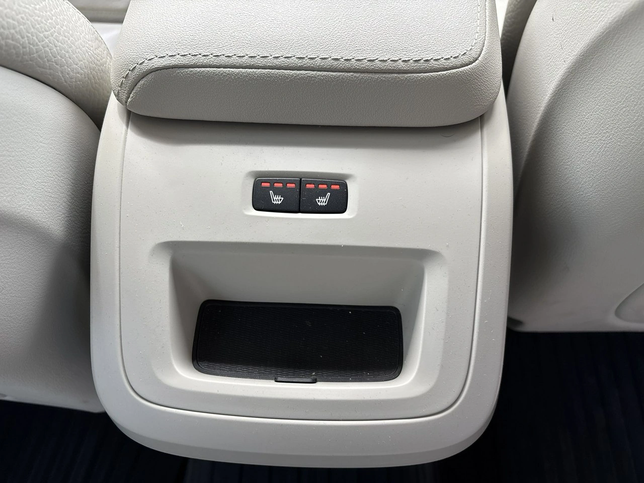 Volvo XC 60 - Zdjęcie 16