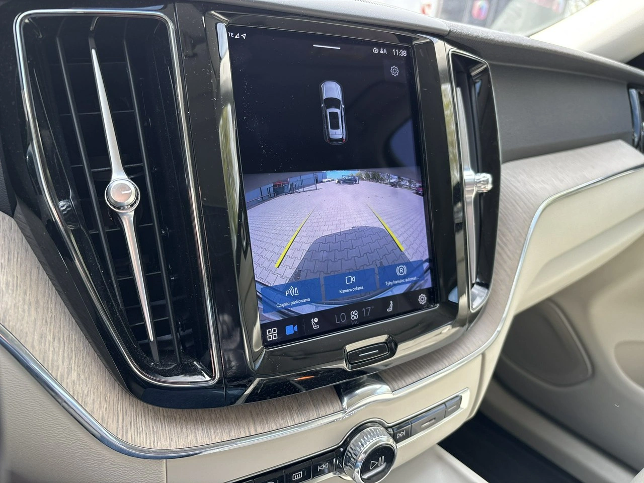 Volvo XC 60 - Zdjęcie 23