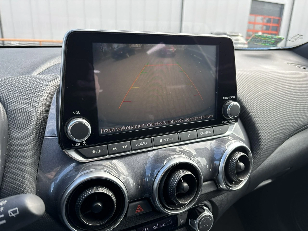 Nissan Juke - Zdjęcie 17