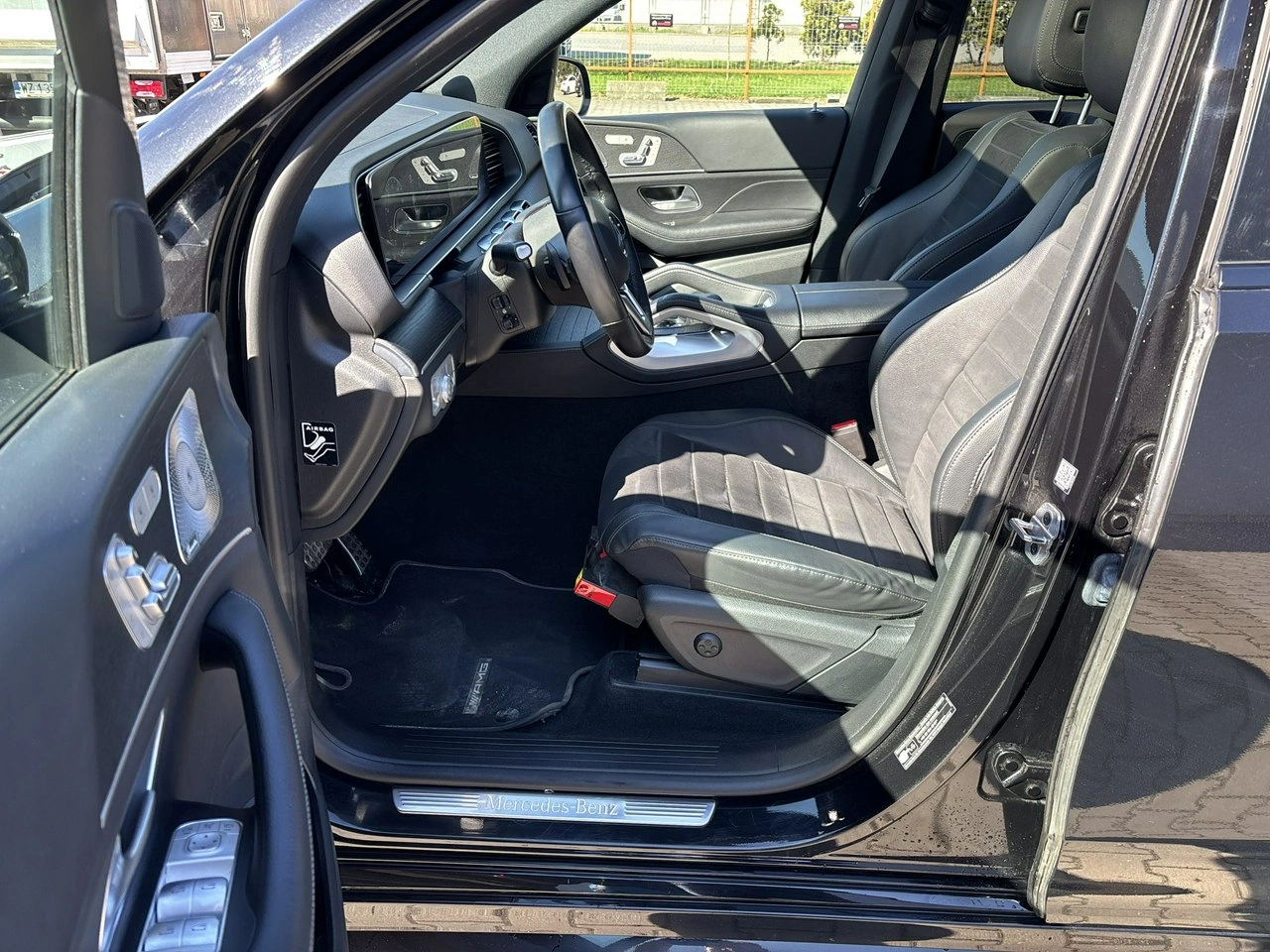 Mercedes GLE 300 - Zdjęcie 10