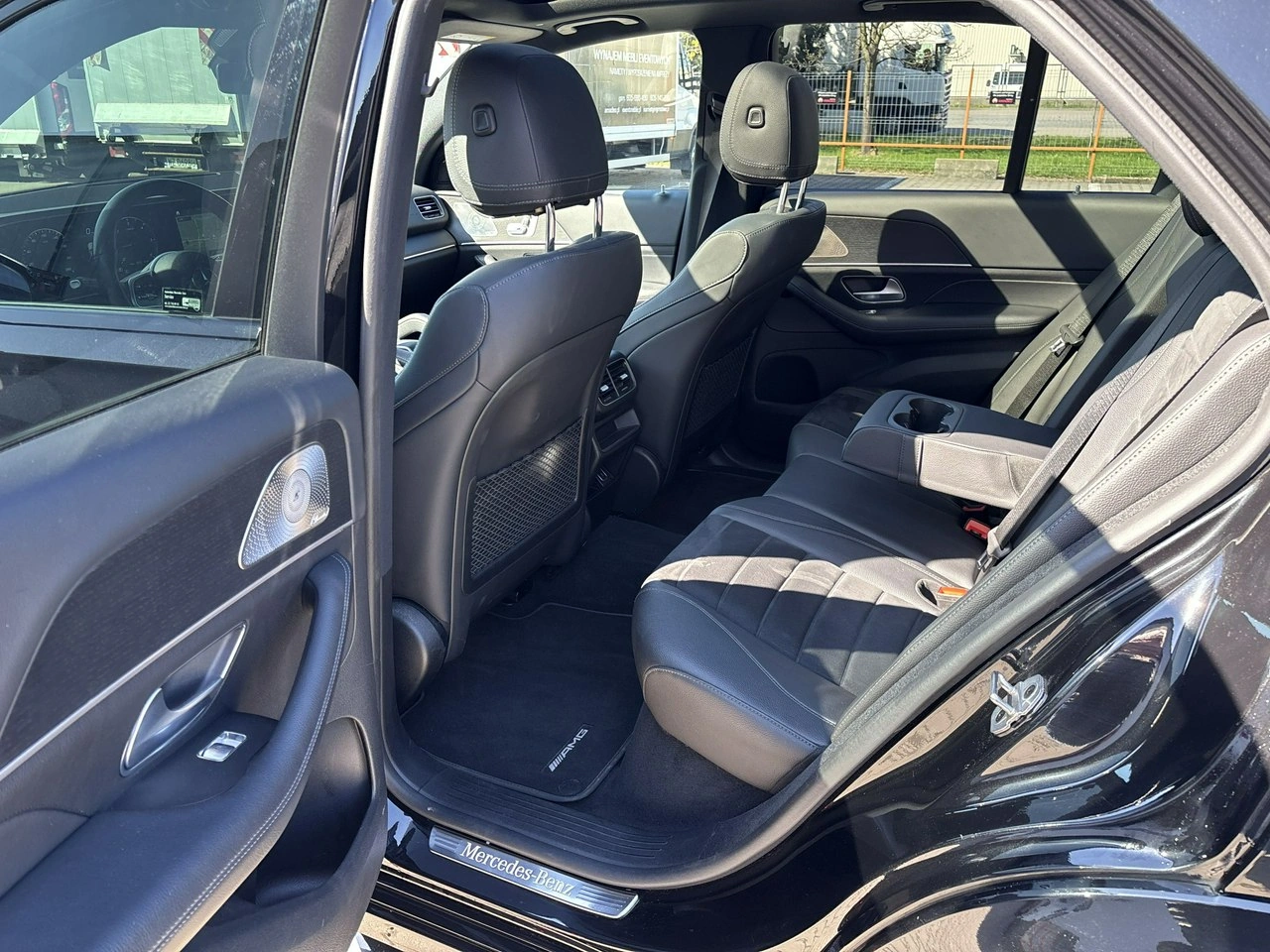 Mercedes GLE 300 - Zdjęcie 11