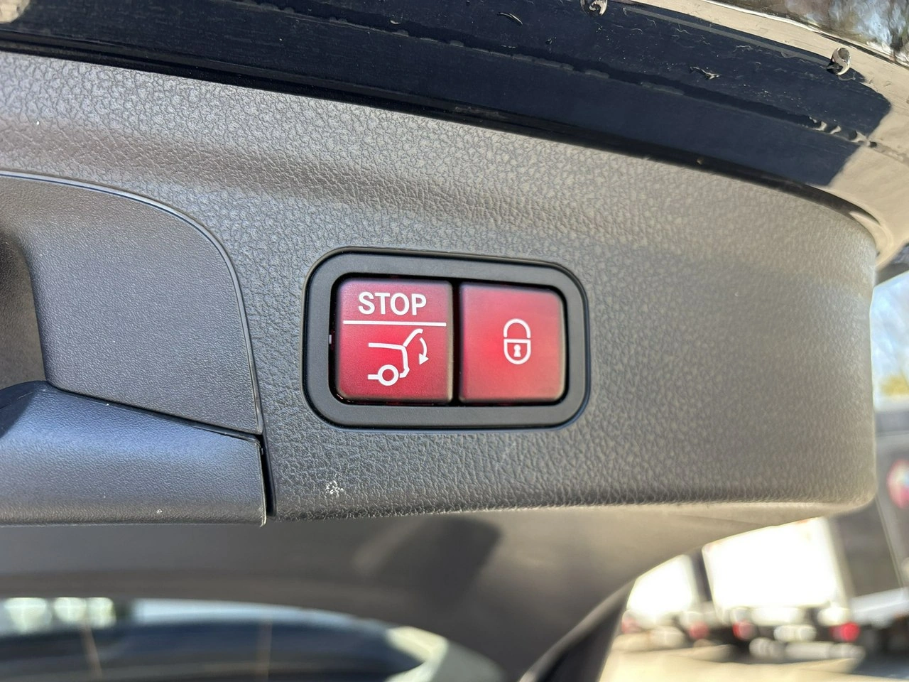 Mercedes GLE 300 - Zdjęcie 14