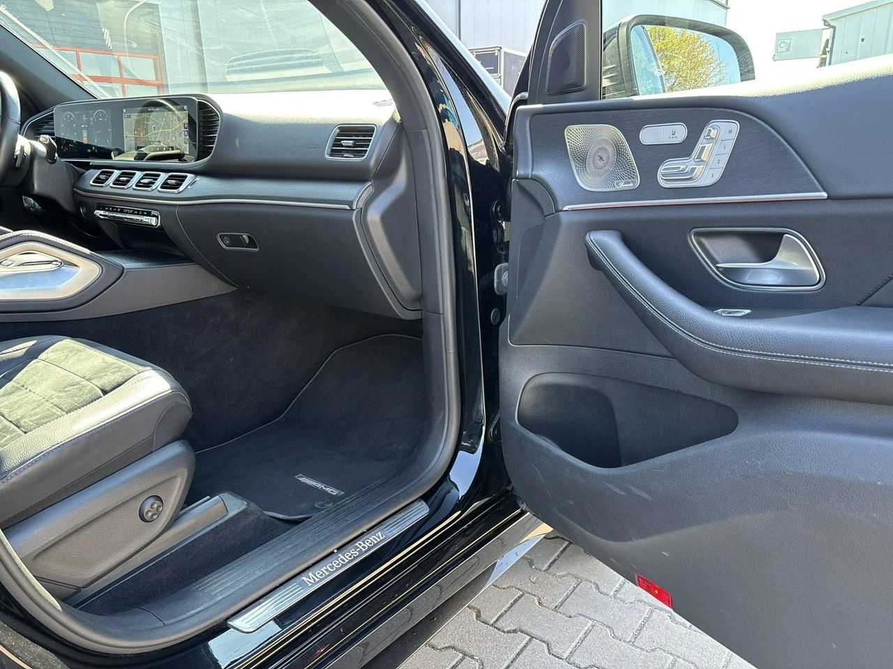 Mercedes GLE 300 - Zdjęcie 18