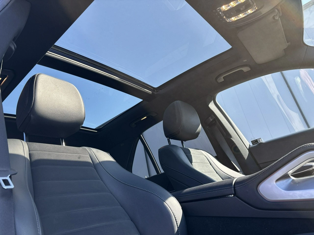 Mercedes GLE 300 - Zdjęcie 20