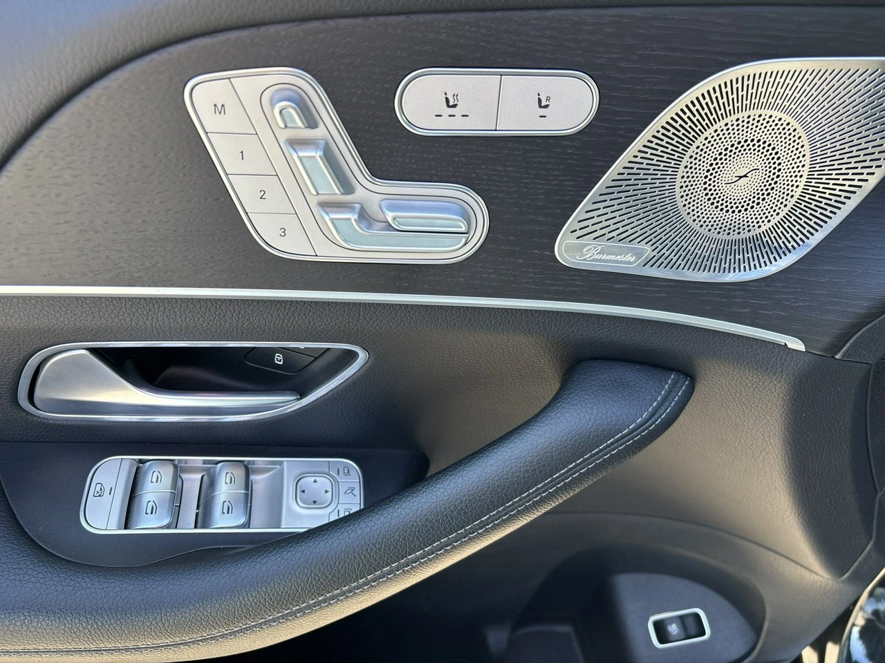 Mercedes GLE 300 - Zdjęcie 21