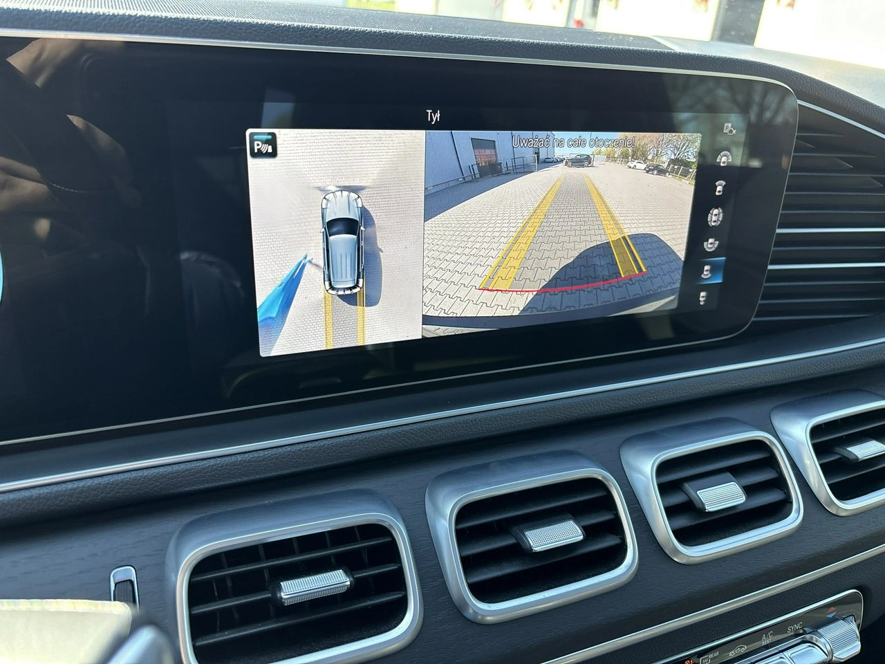 Mercedes GLE 300 - Zdjęcie 27