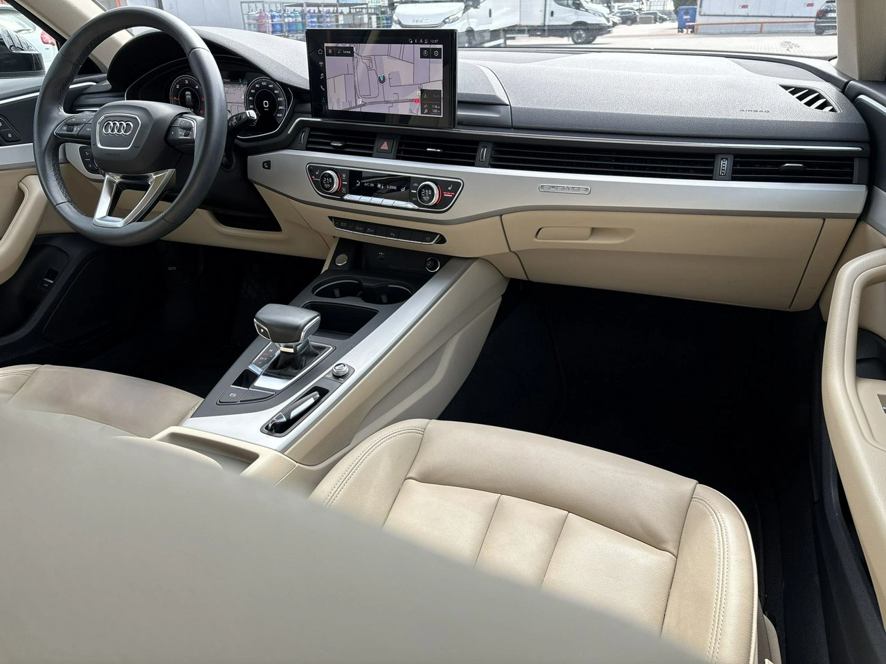 Audi A4 - Zdjęcie 16