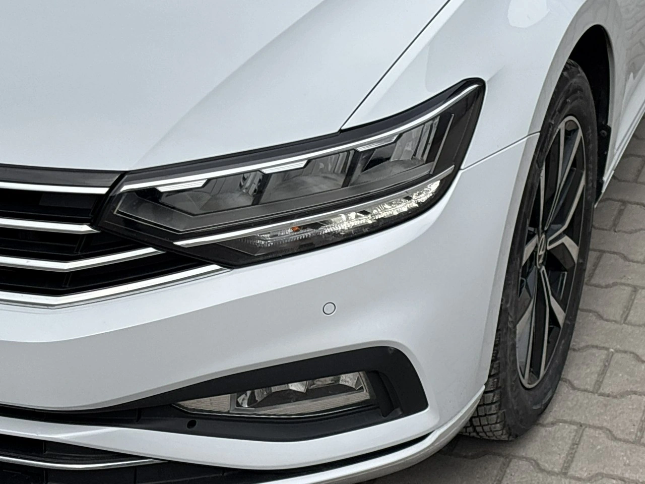 Volkswagen Passat - Zdjęcie 8