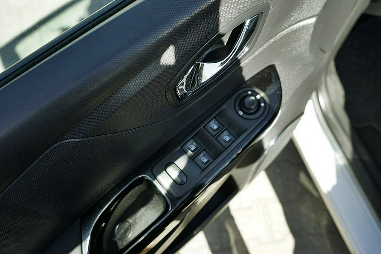 Renault Captur - Zdjęcie 15