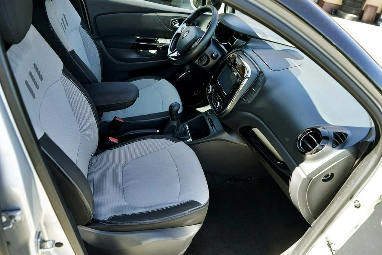 Renault Captur - Zdjęcie 17