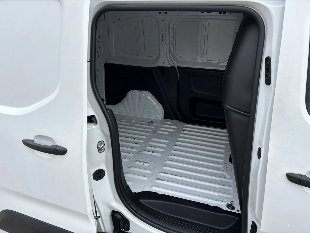 Opel Combo - Zdjęcie 12