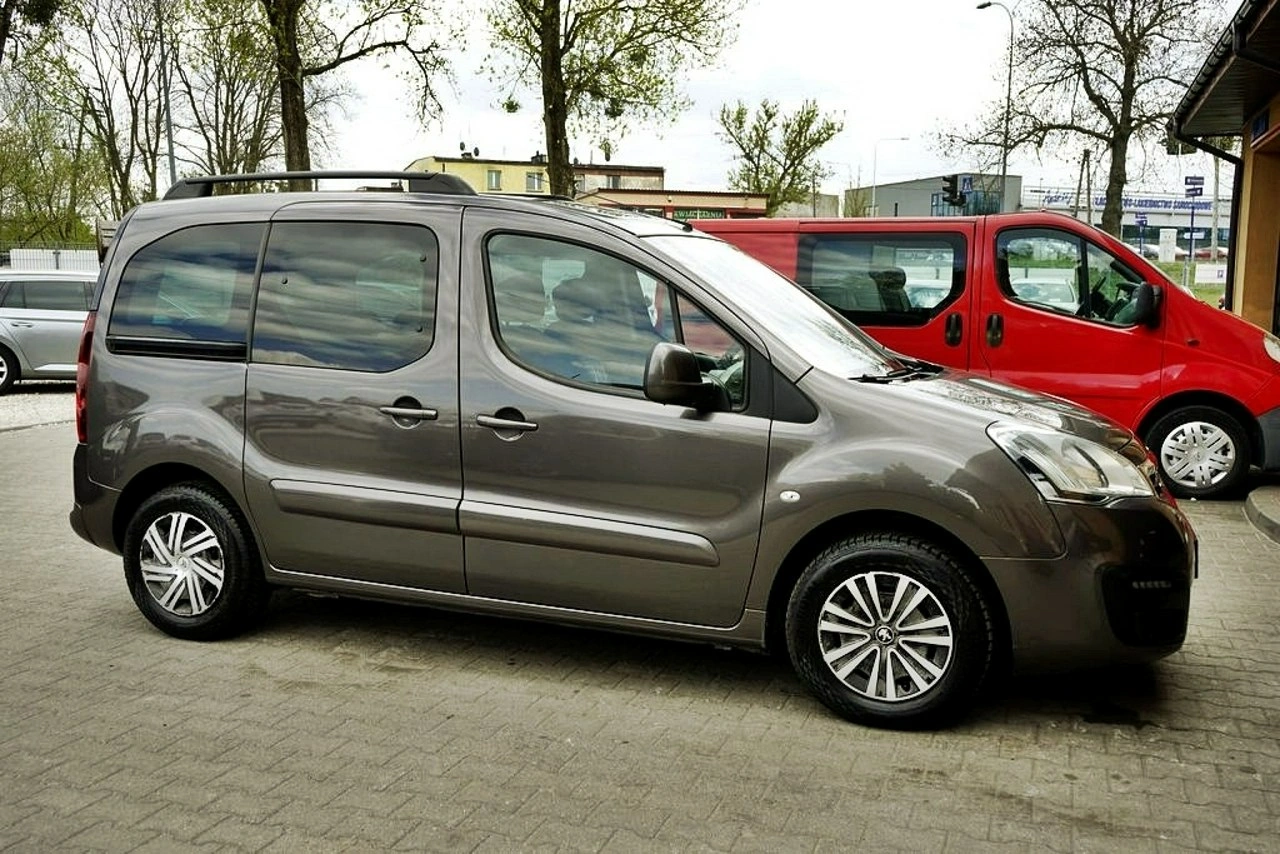 Peugeot Partner - Zdjęcie 11