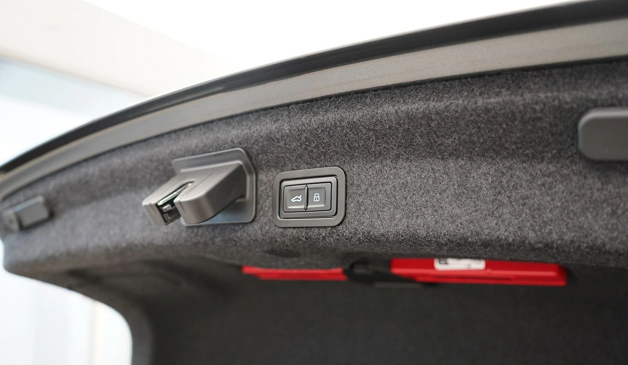 Audi A6 - Zdjęcie 11
