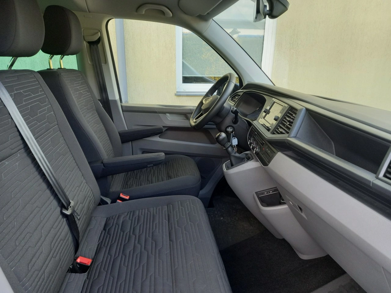 Volkswagen Caravelle - Zdjęcie 18