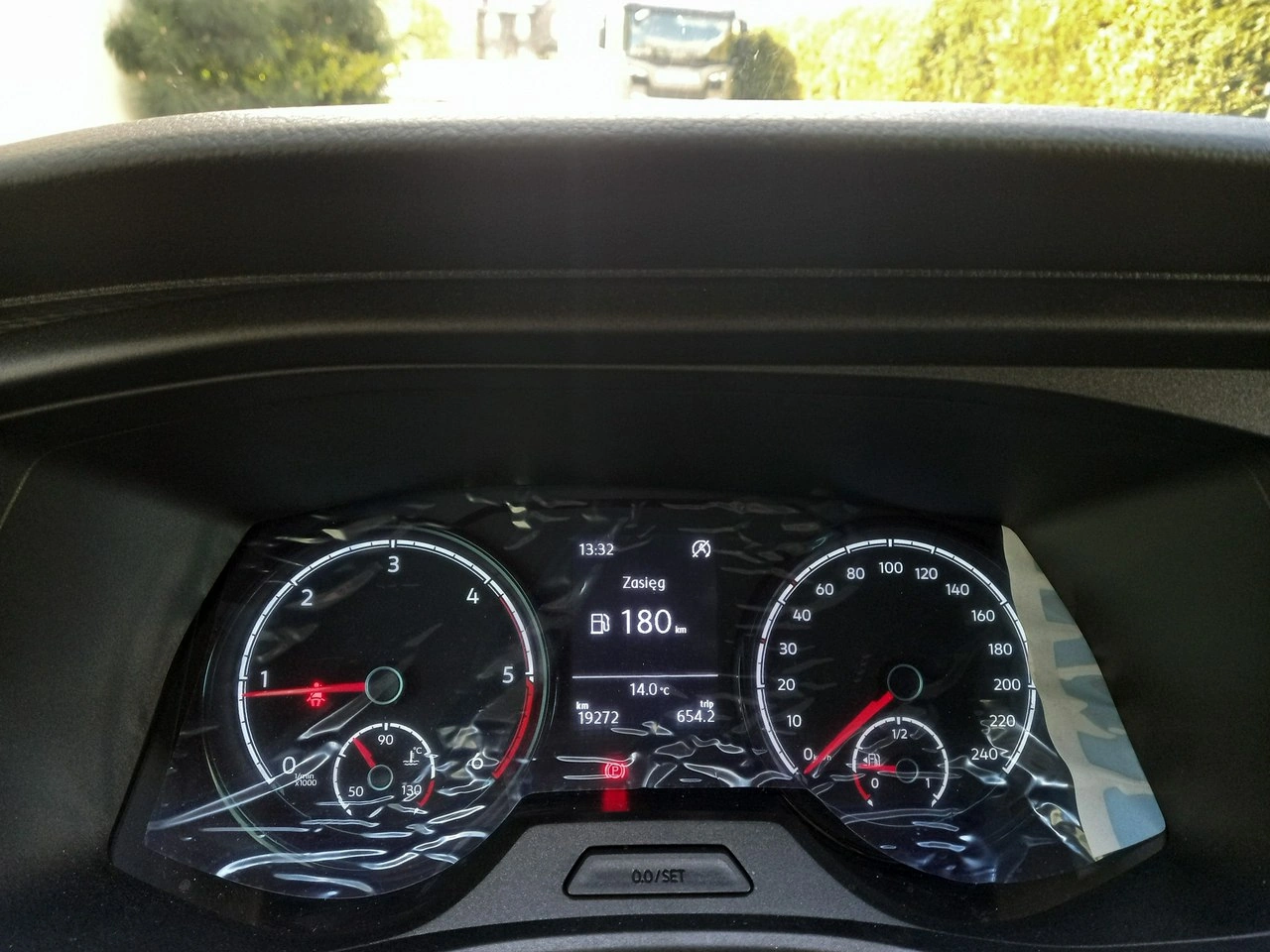 Volkswagen Caravelle - Zdjęcie 25