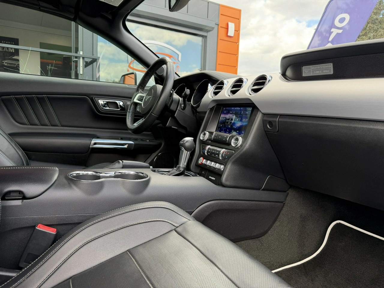 Ford Mustang - Zdjęcie 31