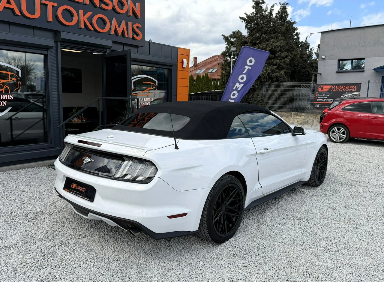 Ford Mustang - Zdjęcie 10