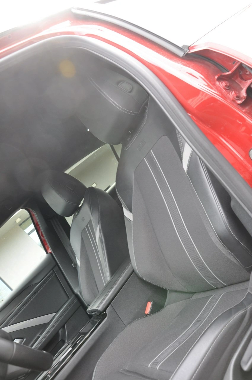 Opel Astra - Zdjęcie 26