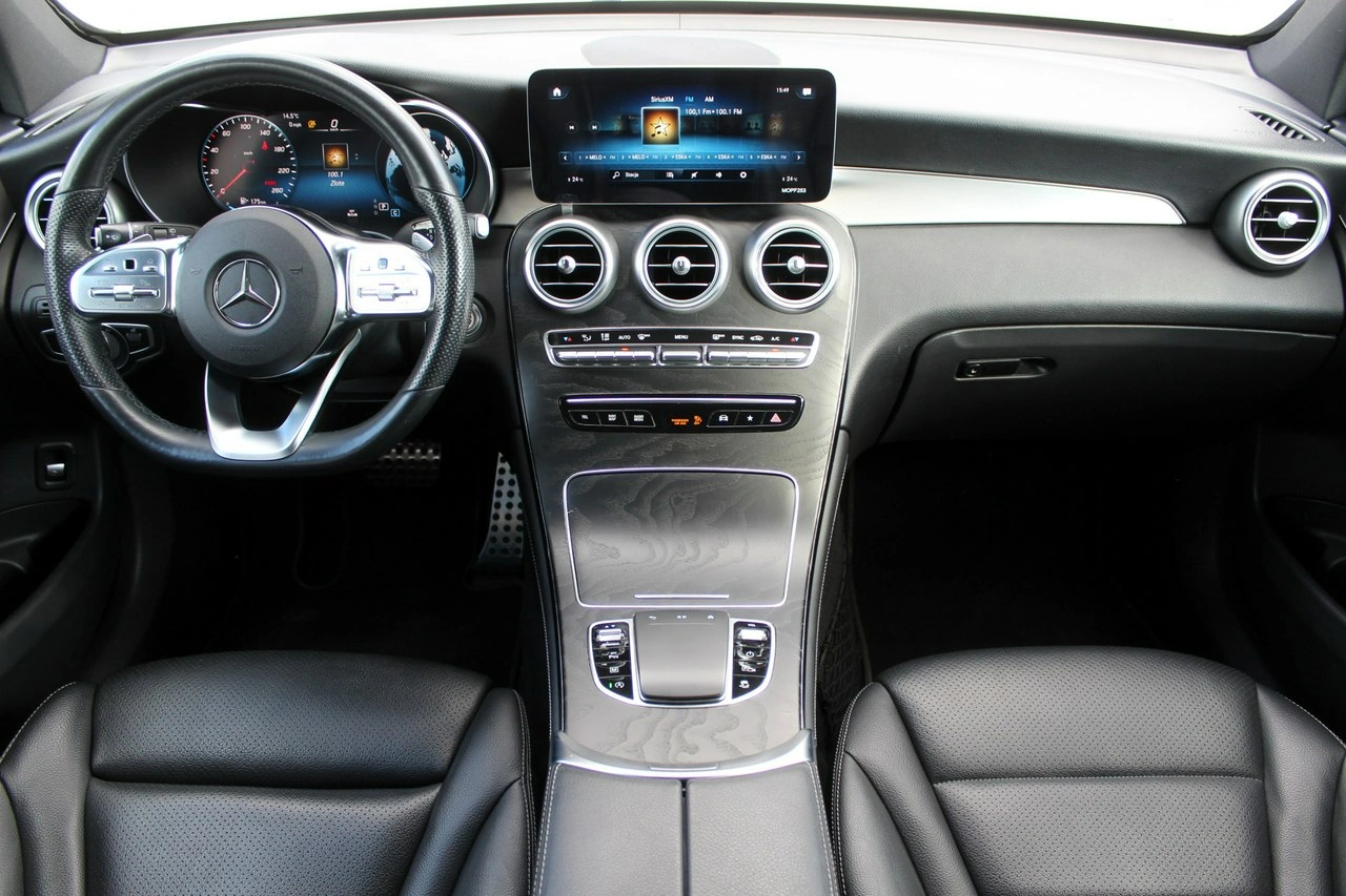 Mercedes GLC 300 - Zdjęcie 10