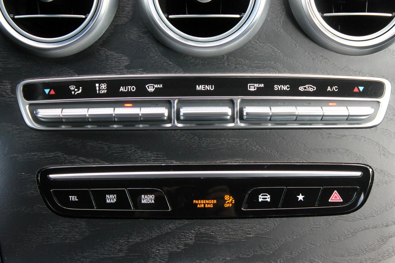 Mercedes GLC 300 - Zdjęcie 20