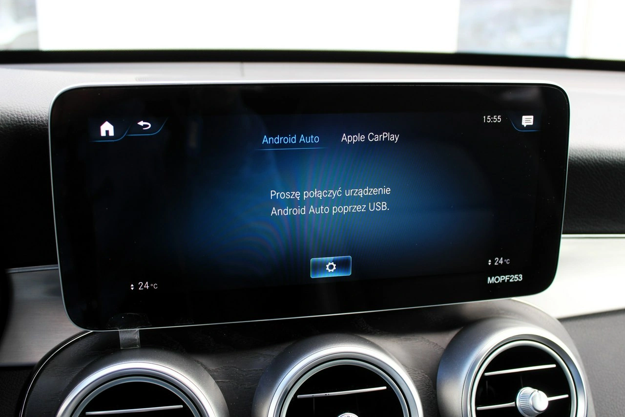 Mercedes GLC 300 - Zdjęcie 30