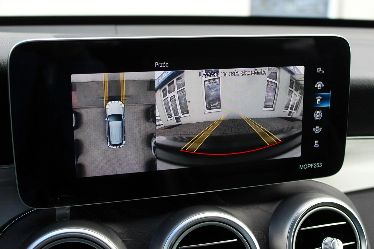 Mercedes GLC 300 - Zdjęcie 33