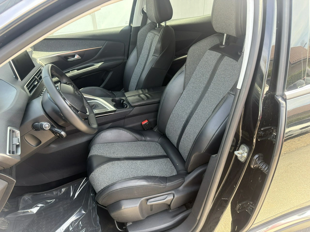 Peugeot 3008 - Zdjęcie 8