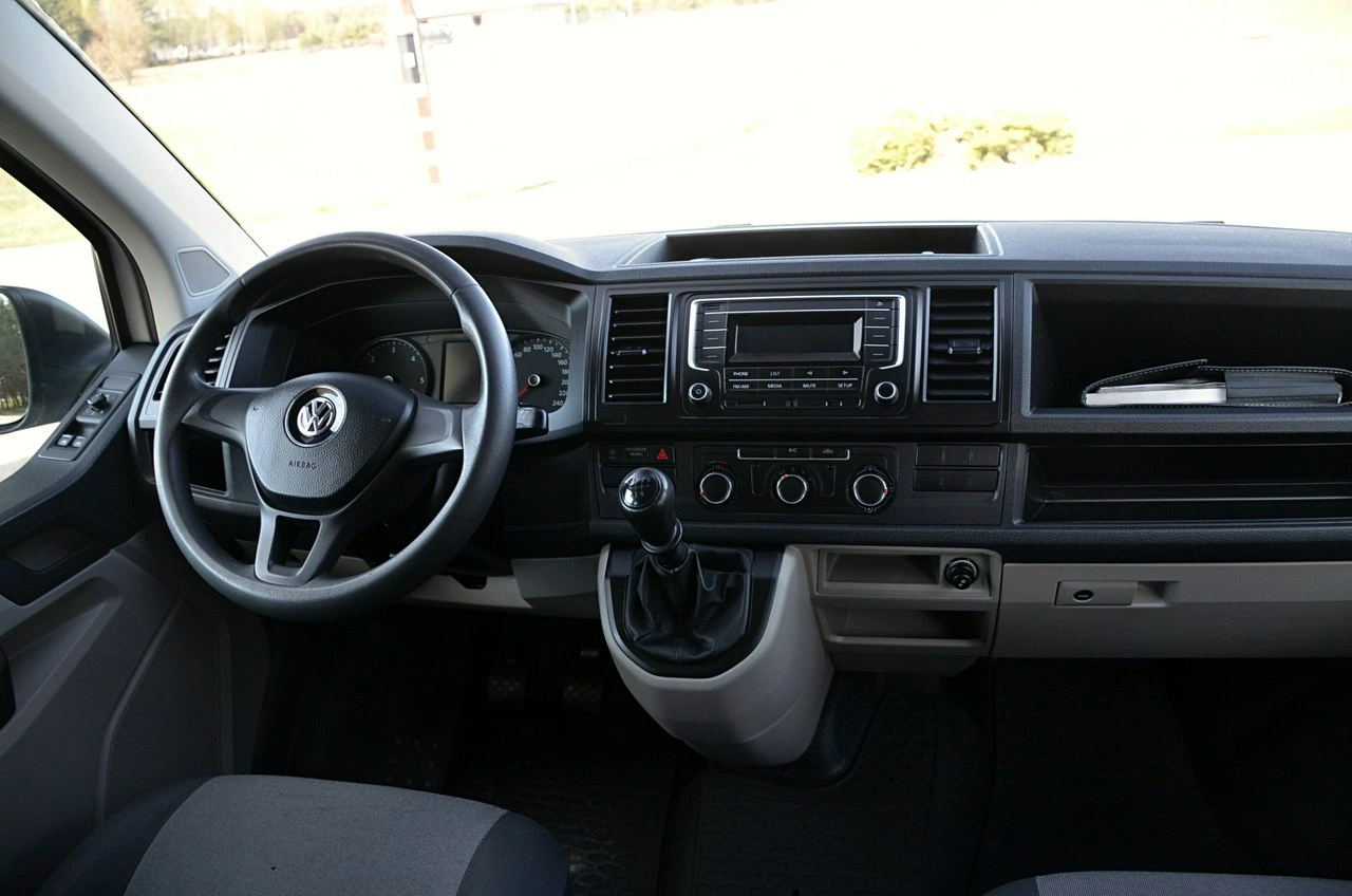Volkswagen Transporter - Zdjęcie 16