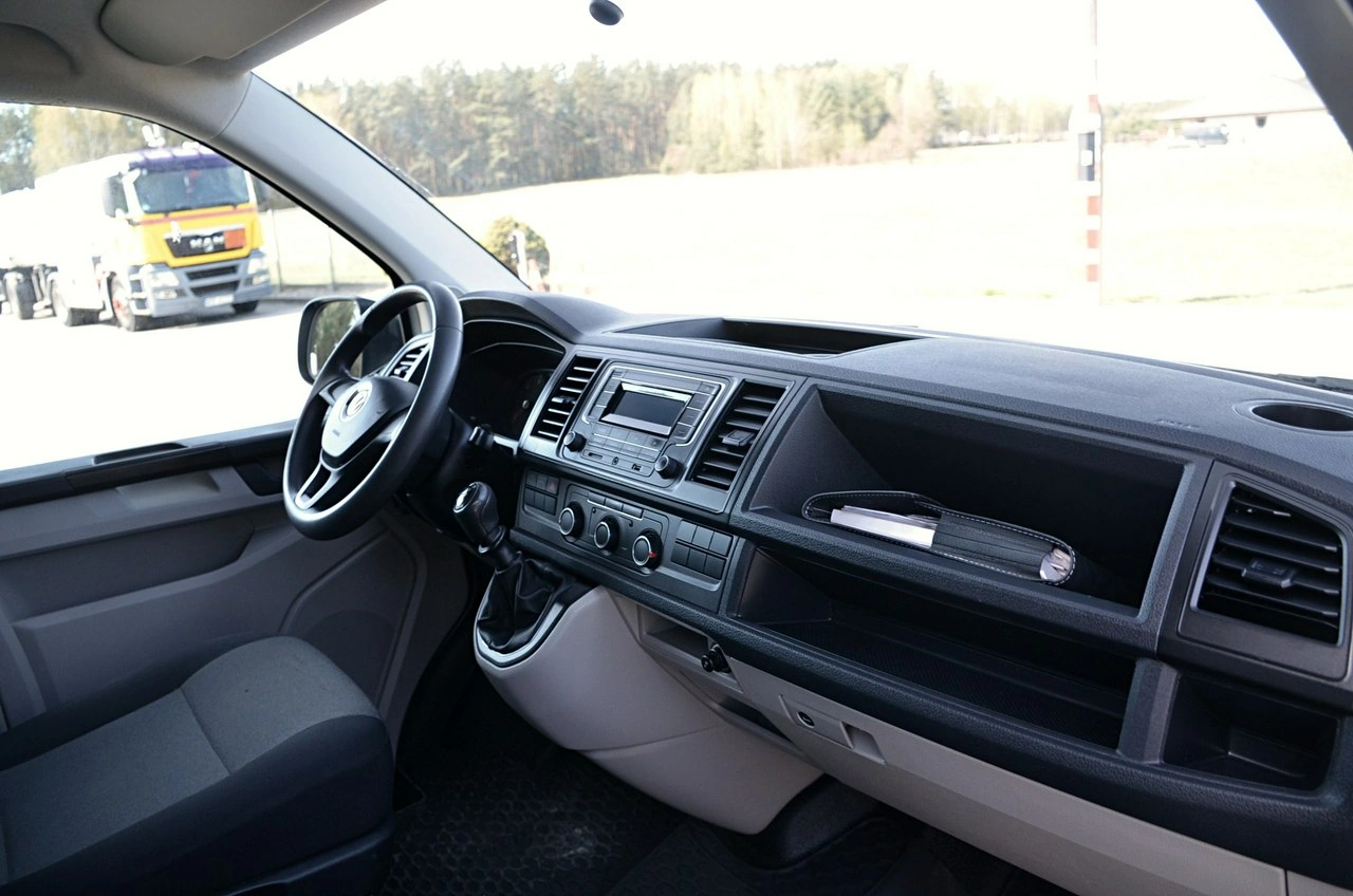 Volkswagen Transporter - Zdjęcie 21