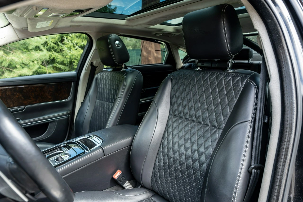 Jaguar XJ - Zdjęcie 35