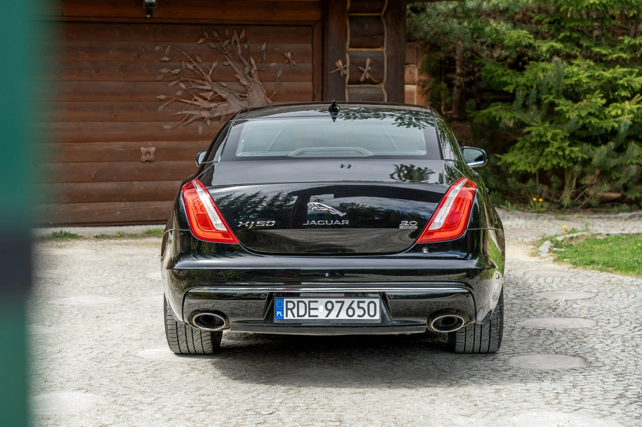 Jaguar XJ - Zdjęcie 5
