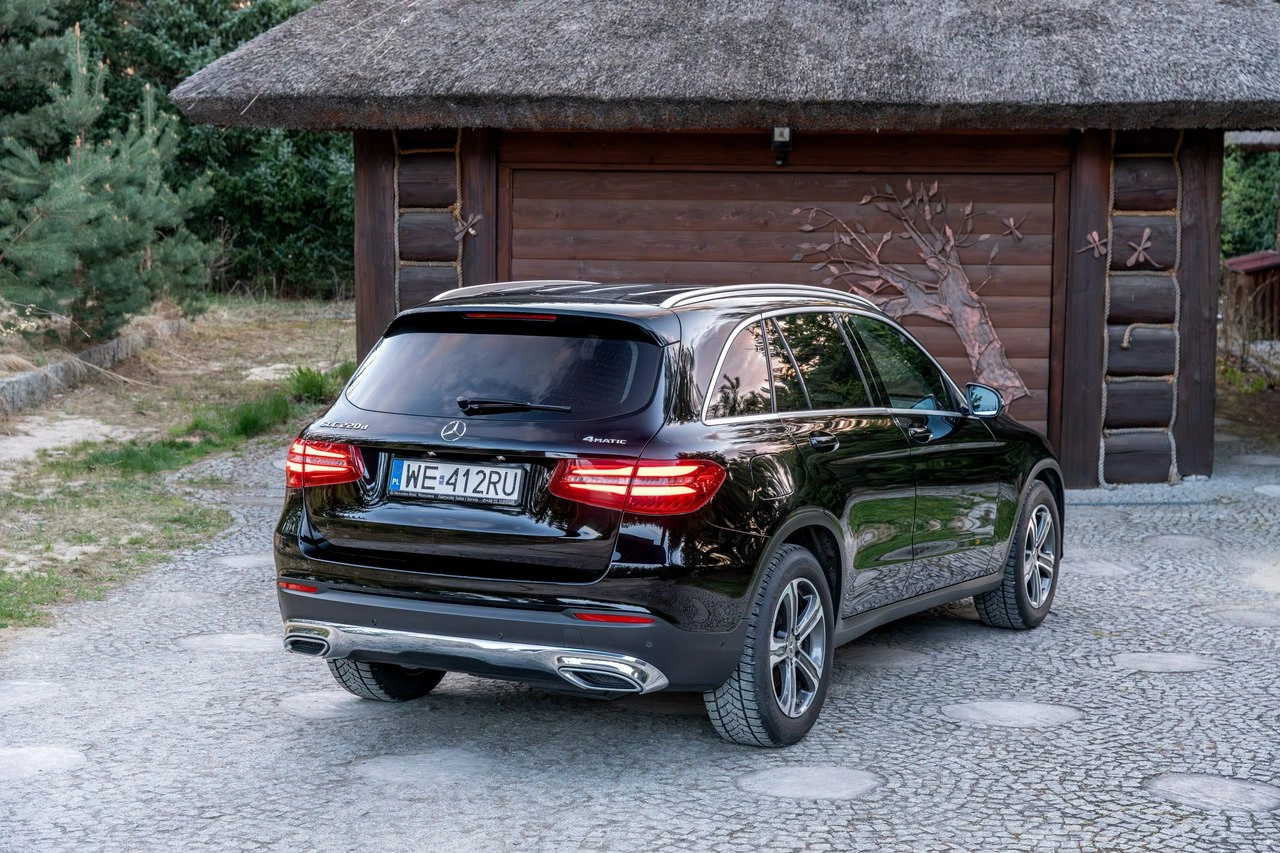 Mercedes GLC 220 - Zdjęcie 21