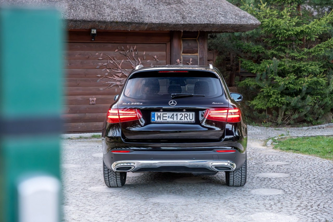 Mercedes GLC 220 - Zdjęcie 23