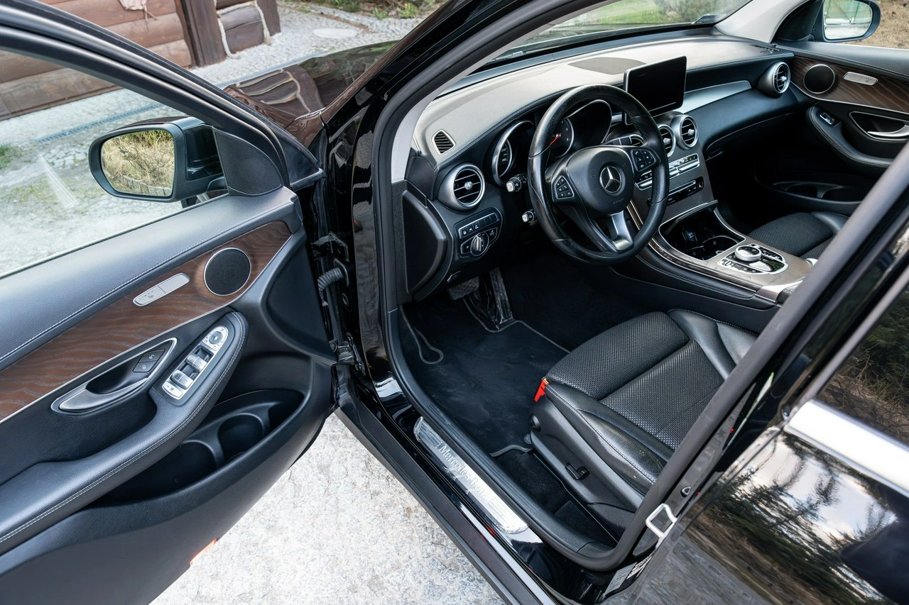 Mercedes GLC 220 - Zdjęcie 34