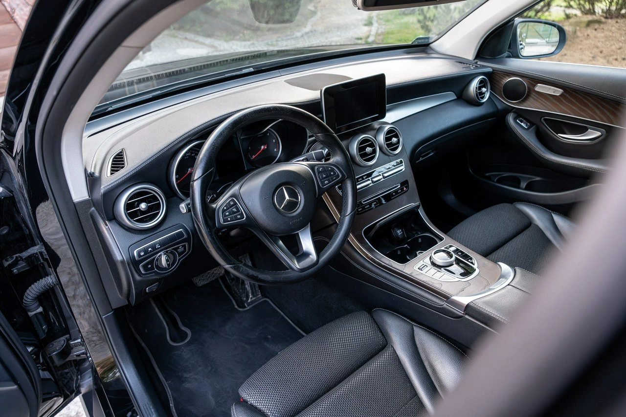Mercedes GLC 220 - Zdjęcie 37