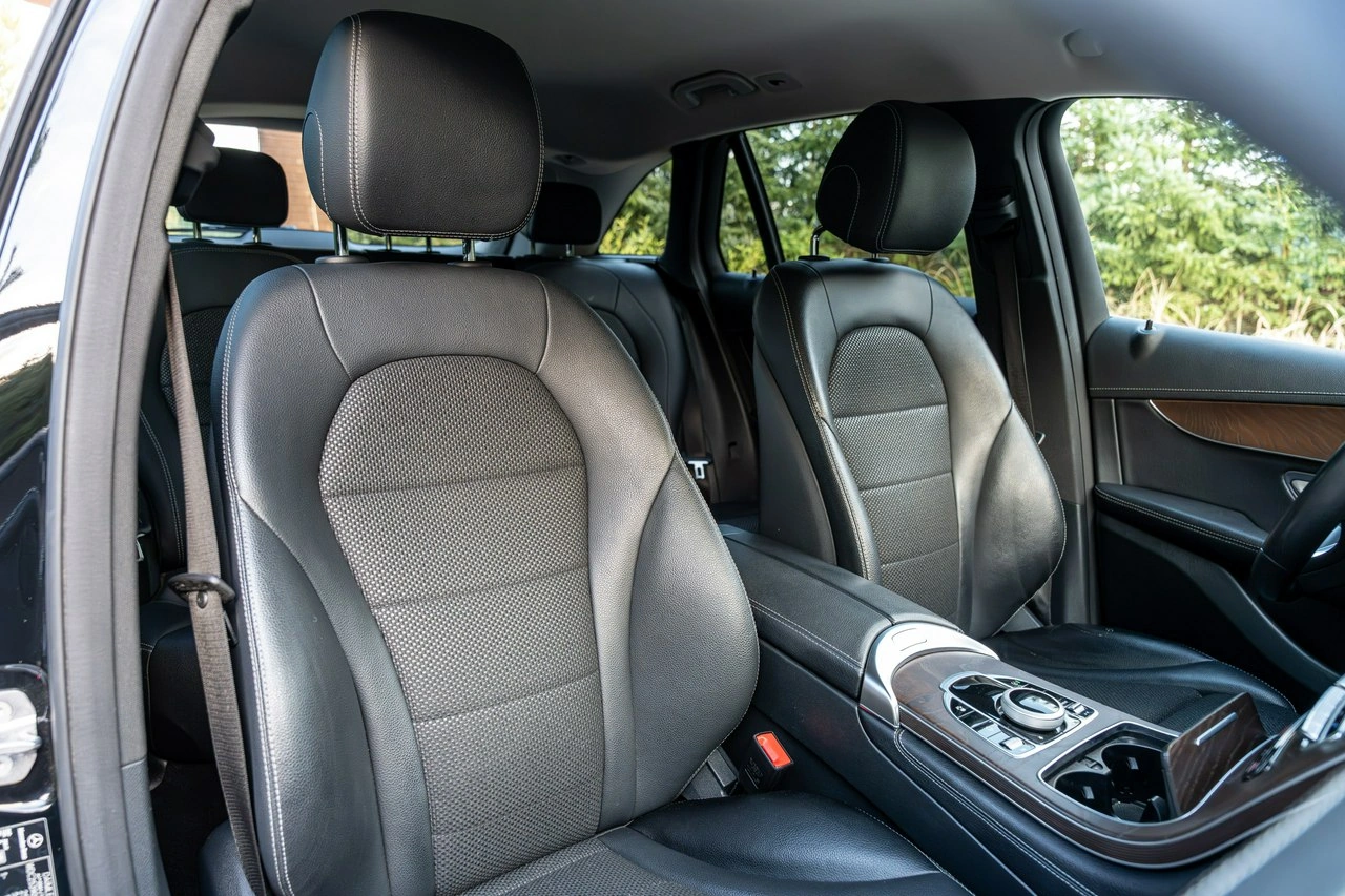 Mercedes GLC 220 - Zdjęcie 40