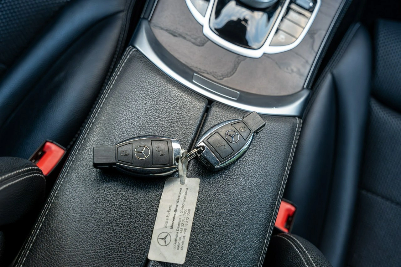 Mercedes GLC 220 - Zdjęcie 49