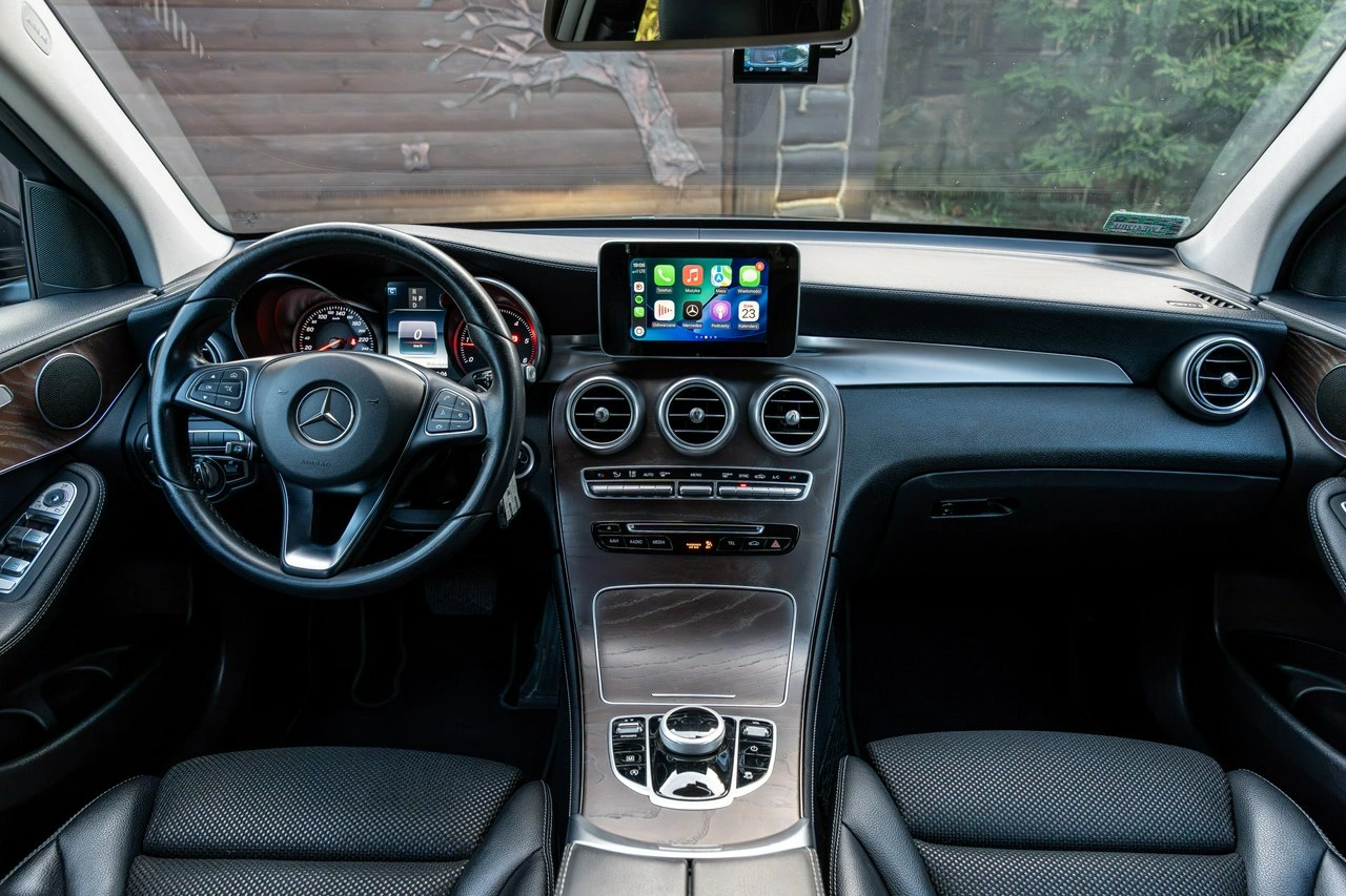 Mercedes GLC 220 - Zdjęcie 50