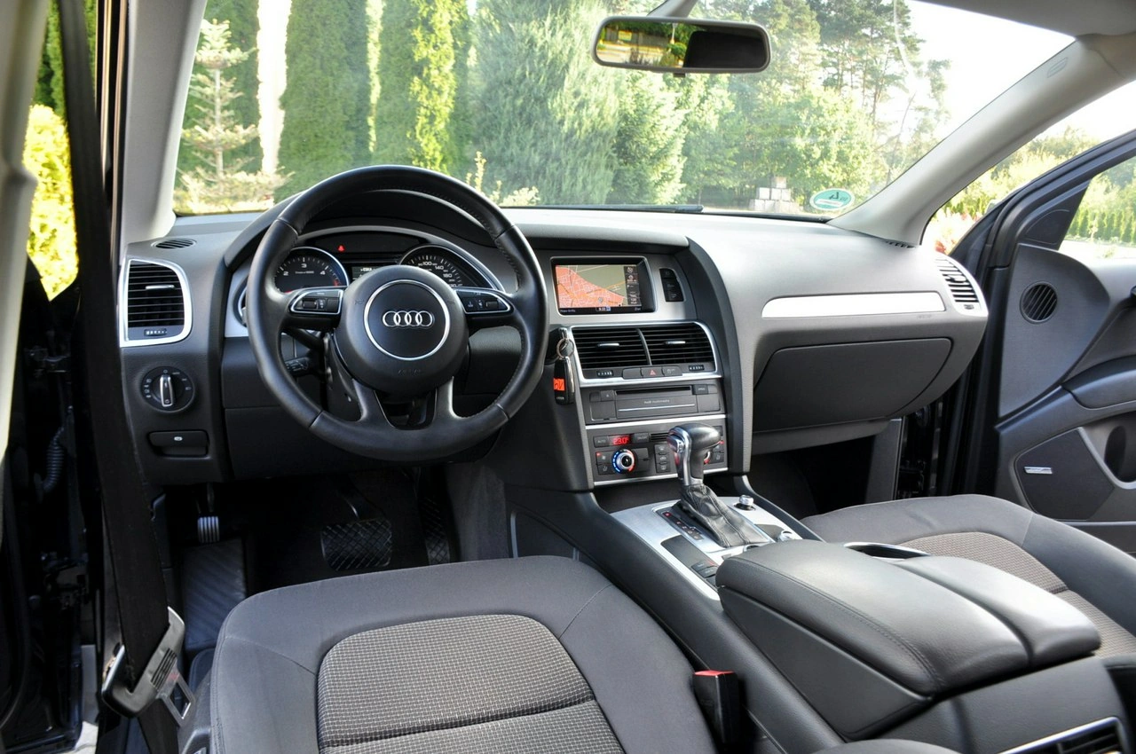 Audi Q7 - Zdjęcie 27