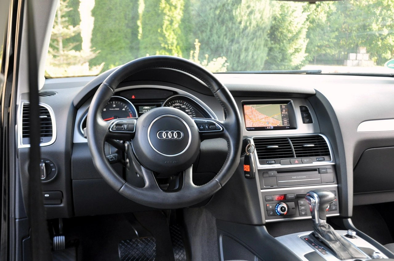 Audi Q7 - Zdjęcie 28