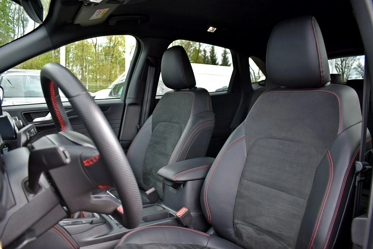 Ford Kuga - Zdjęcie 10