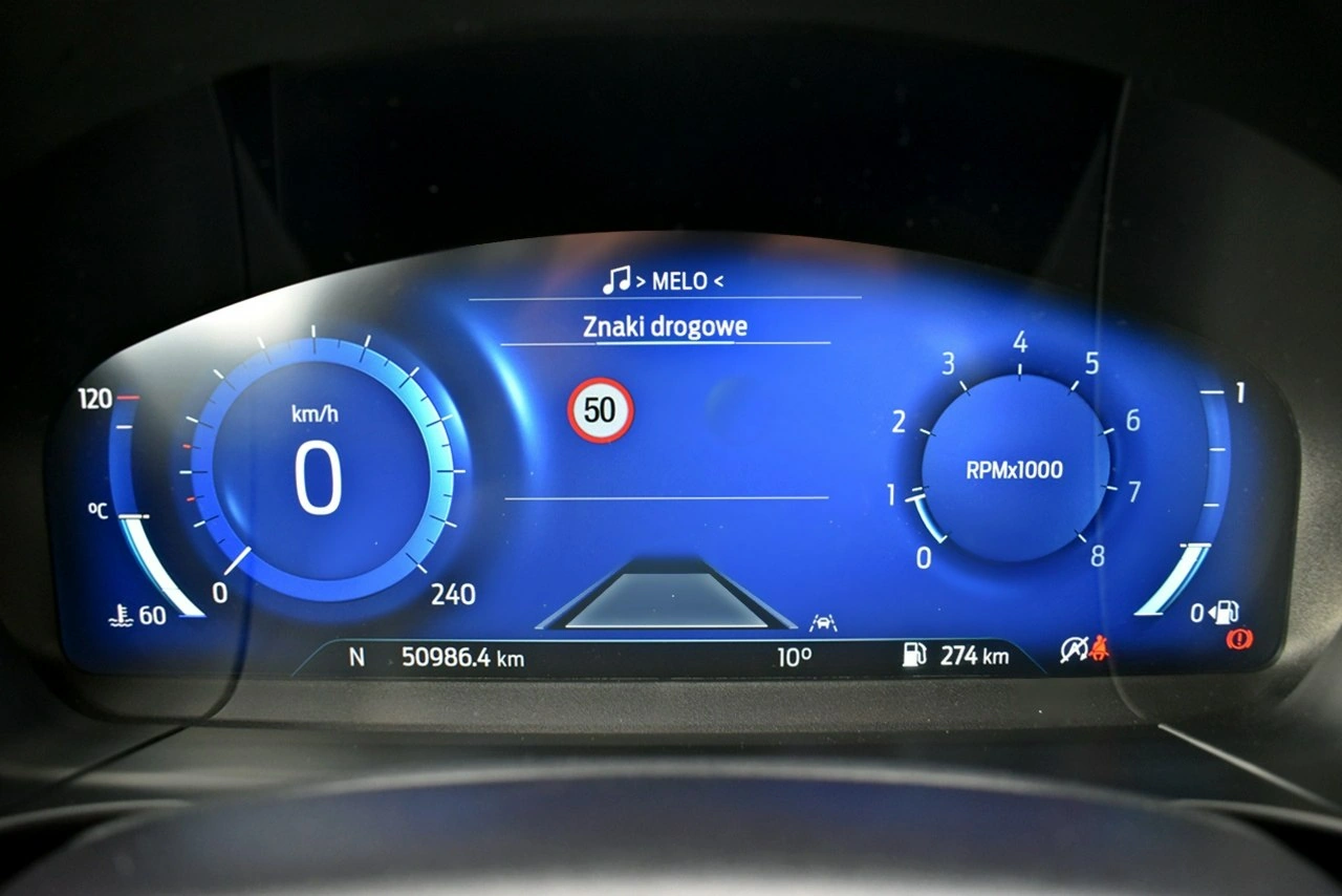 Ford Kuga - Zdjęcie 17