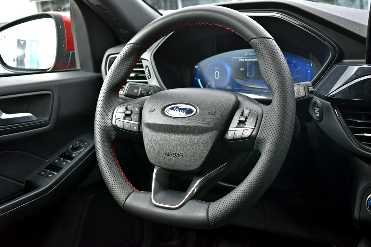 Ford Kuga - Zdjęcie 20