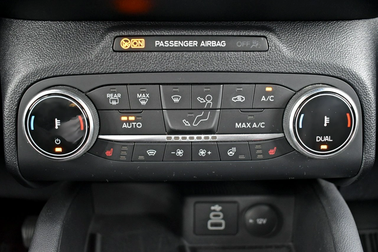 Ford Kuga - Zdjęcie 30