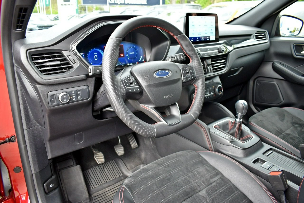 Ford Kuga - Zdjęcie 8