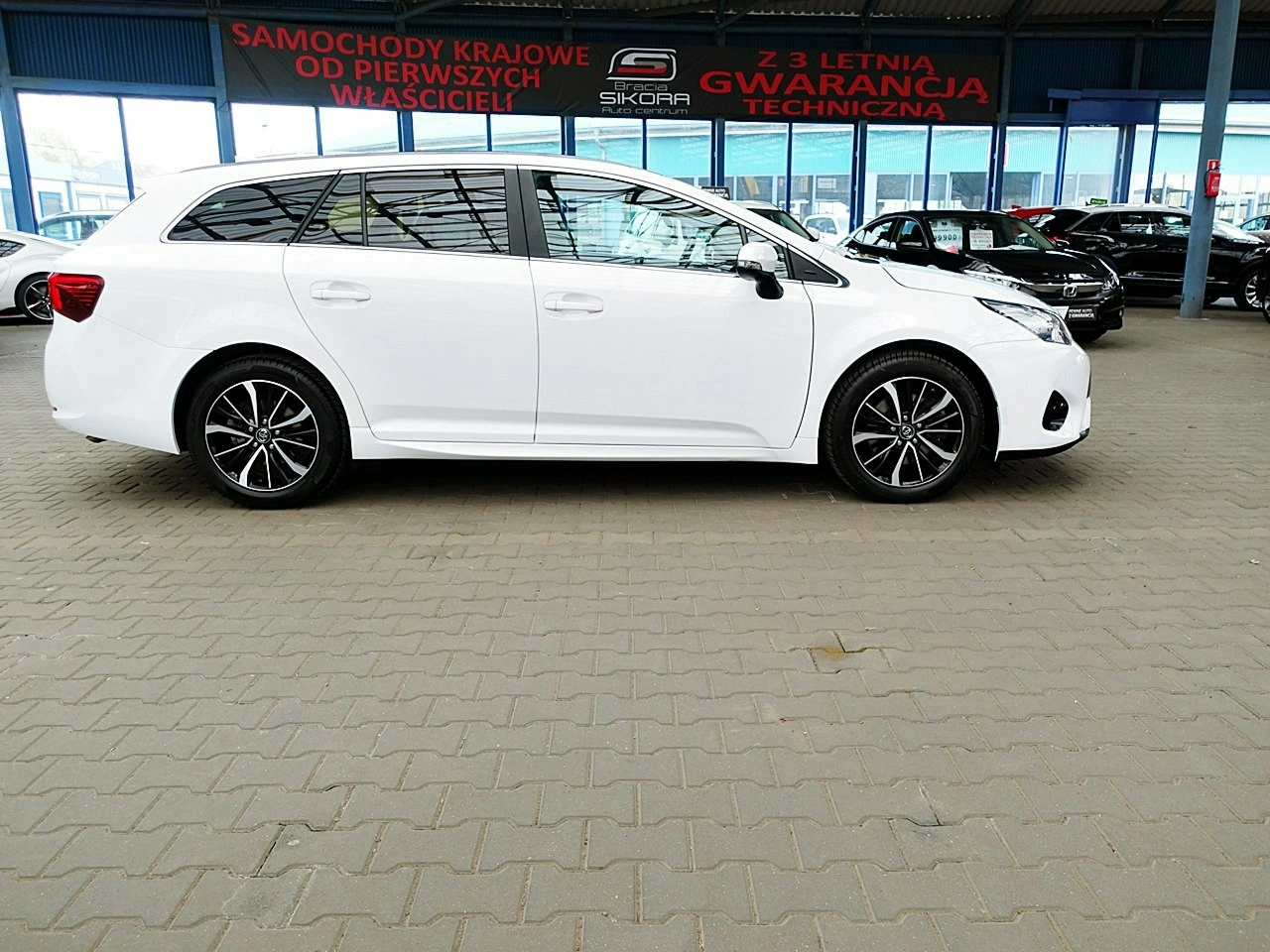 Toyota Avensis - Zdjęcie 56