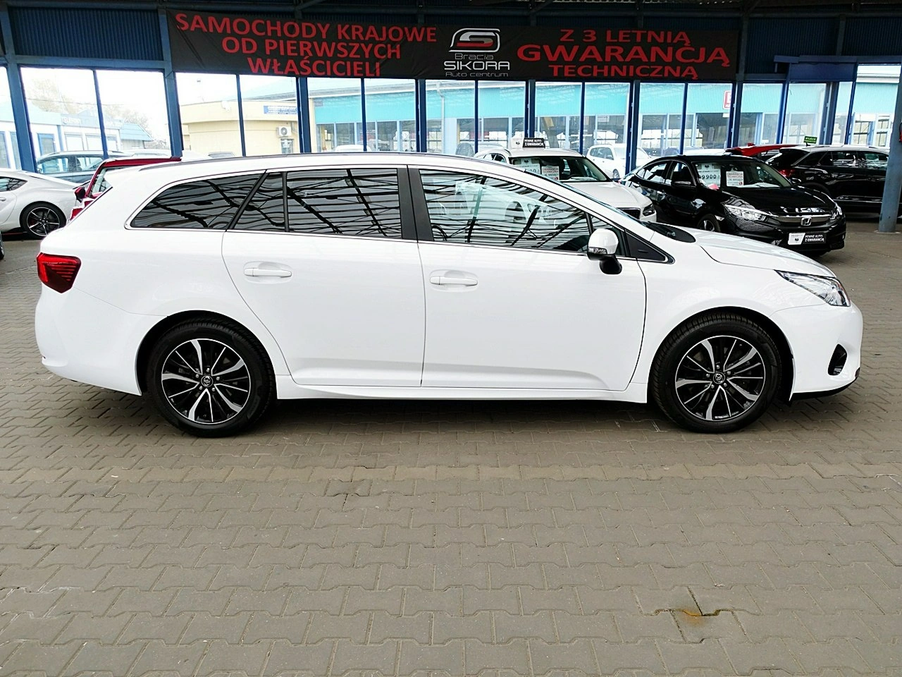 Toyota Avensis - Zdjęcie 72