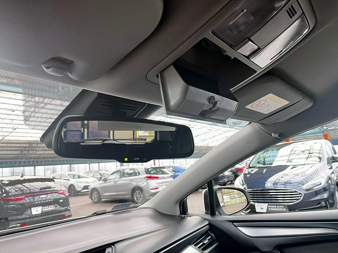 Toyota Avensis - Zdjęcie 55