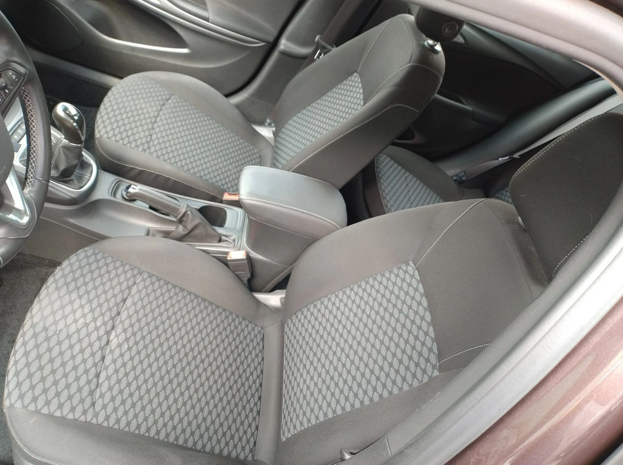 Opel Astra - Zdjęcie 10